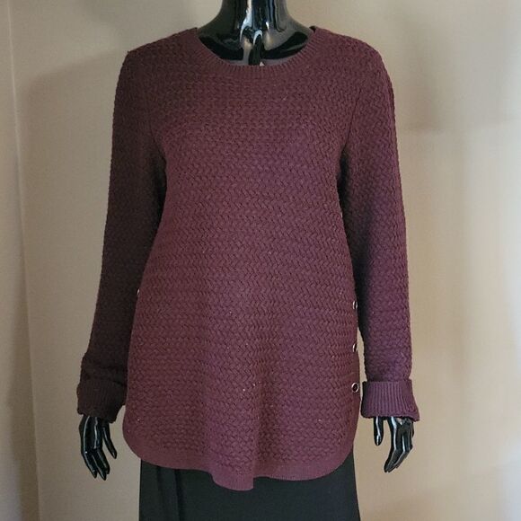 Artisan
NY Sweater Size Medium. - Picture 4 of 8
